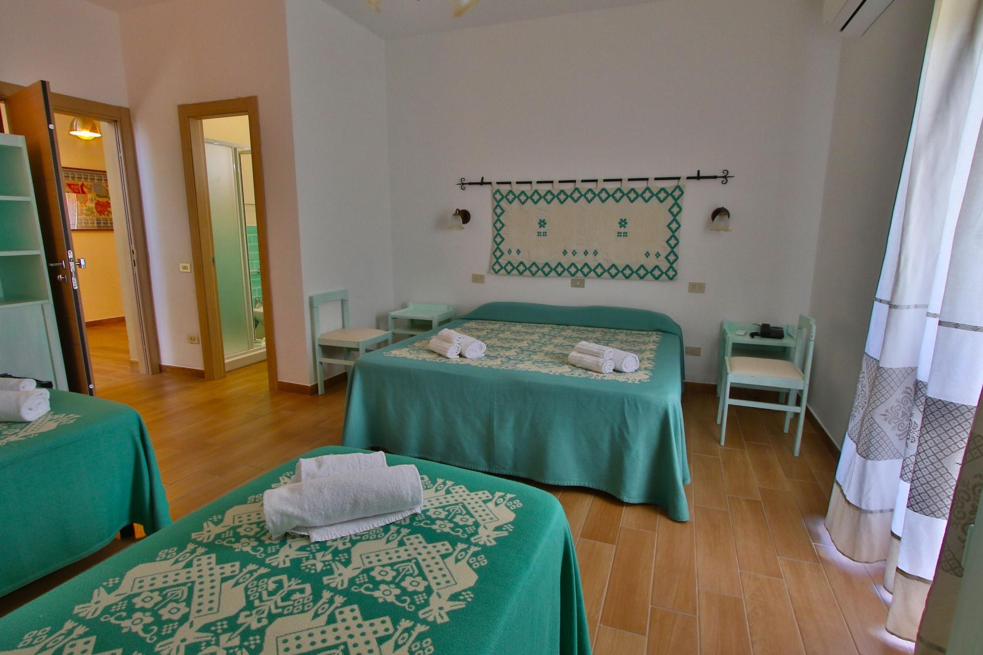 Hotel Le Mimose Сан-Теодоро Екстер'єр фото
